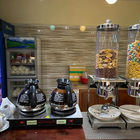 הו צ'י מין סיטי Thanh Tai Hotel 1 מראה חיצוני תמונה